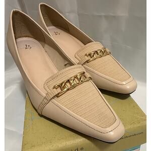 LifeStride Jarmin Beige Victory Heels  - Size 9